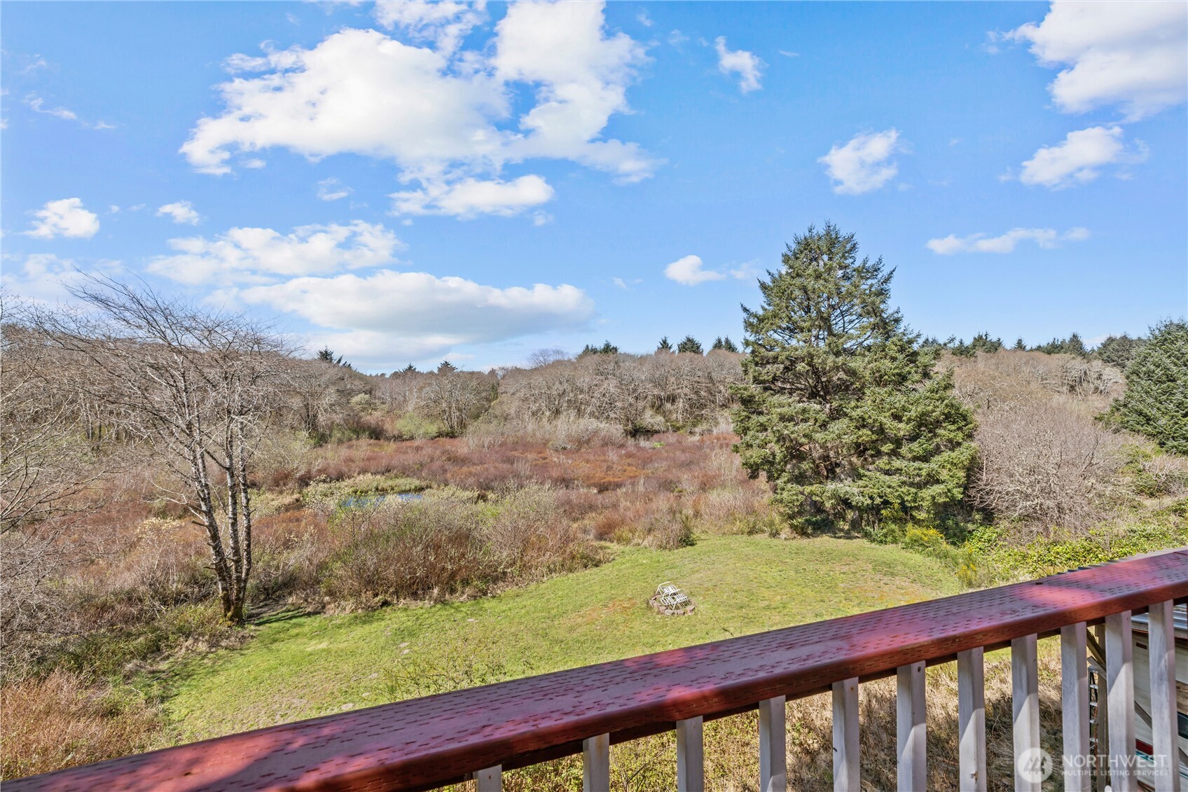 2543 State Route 109 Ocean Shores WA 98569
