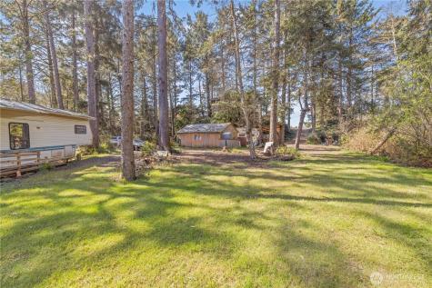2543 State Route 109 Ocean Shores WA 98569