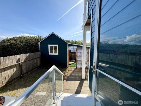 1160 Greenview Avenue SW Ocean Shores WA 98569
