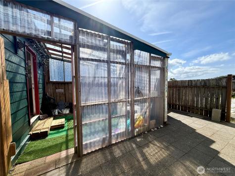 1160 Greenview Avenue SW Ocean Shores WA 98569