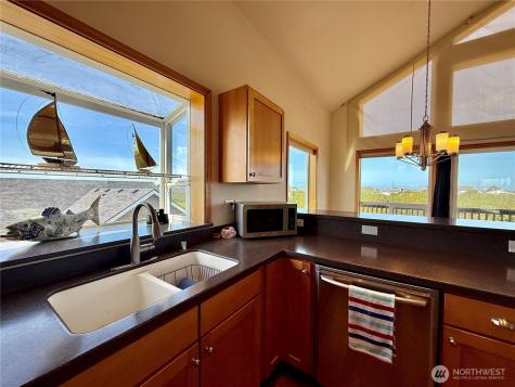 1160 Greenview Avenue SW Ocean Shores WA 98569