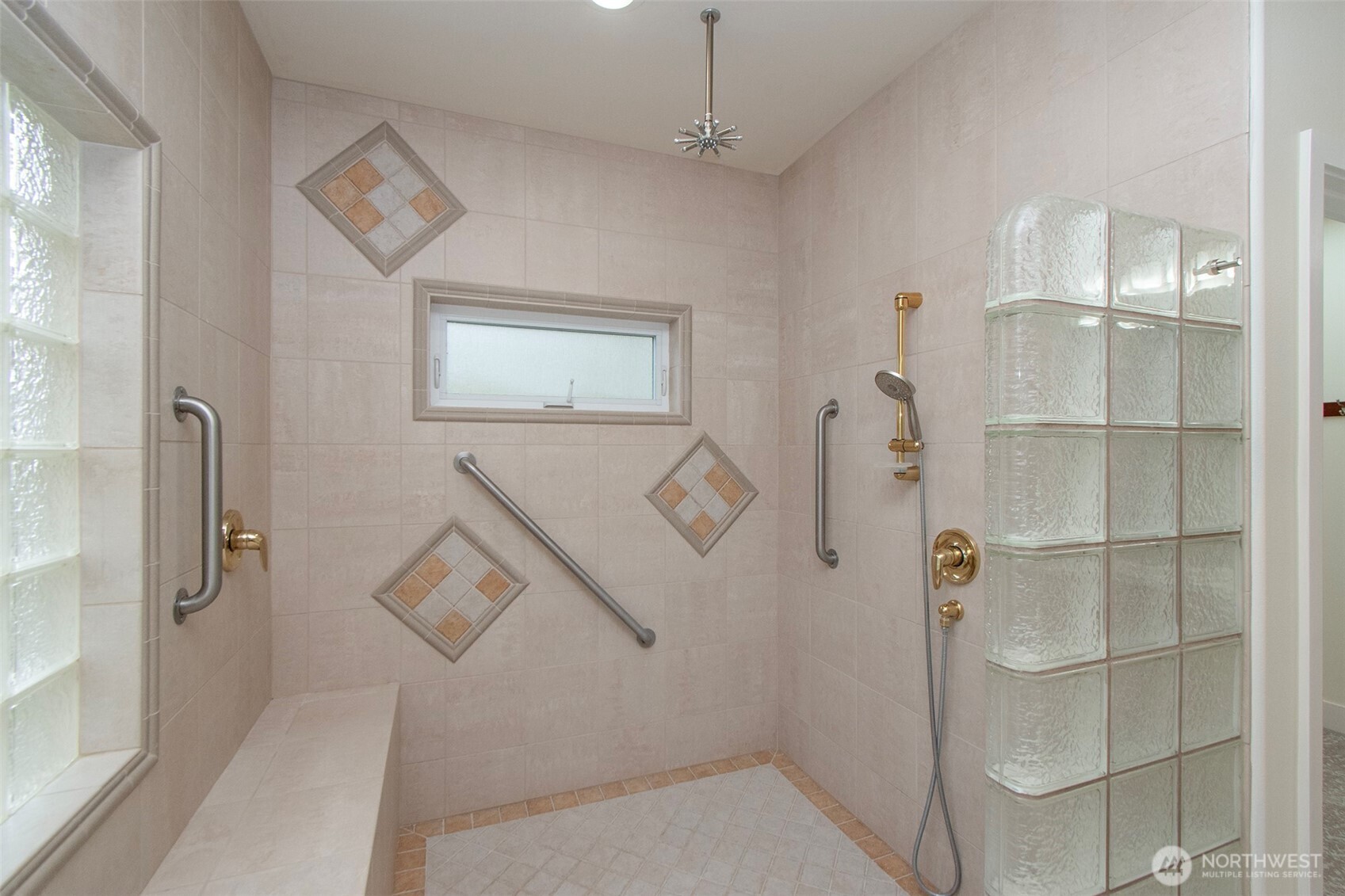 102 Sunset Place Sequim WA 98382