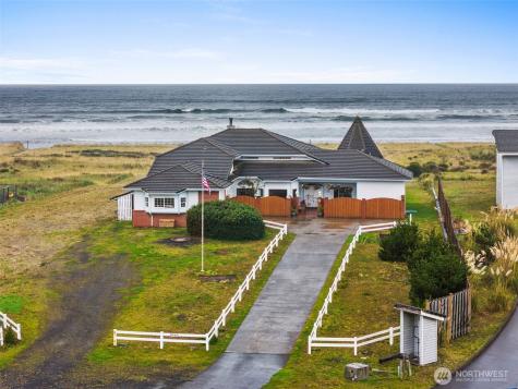 1981 Grey Gull Lane S Westport WA 98595