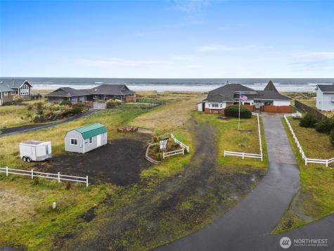1981 Grey Gull Lane S Westport WA 98595