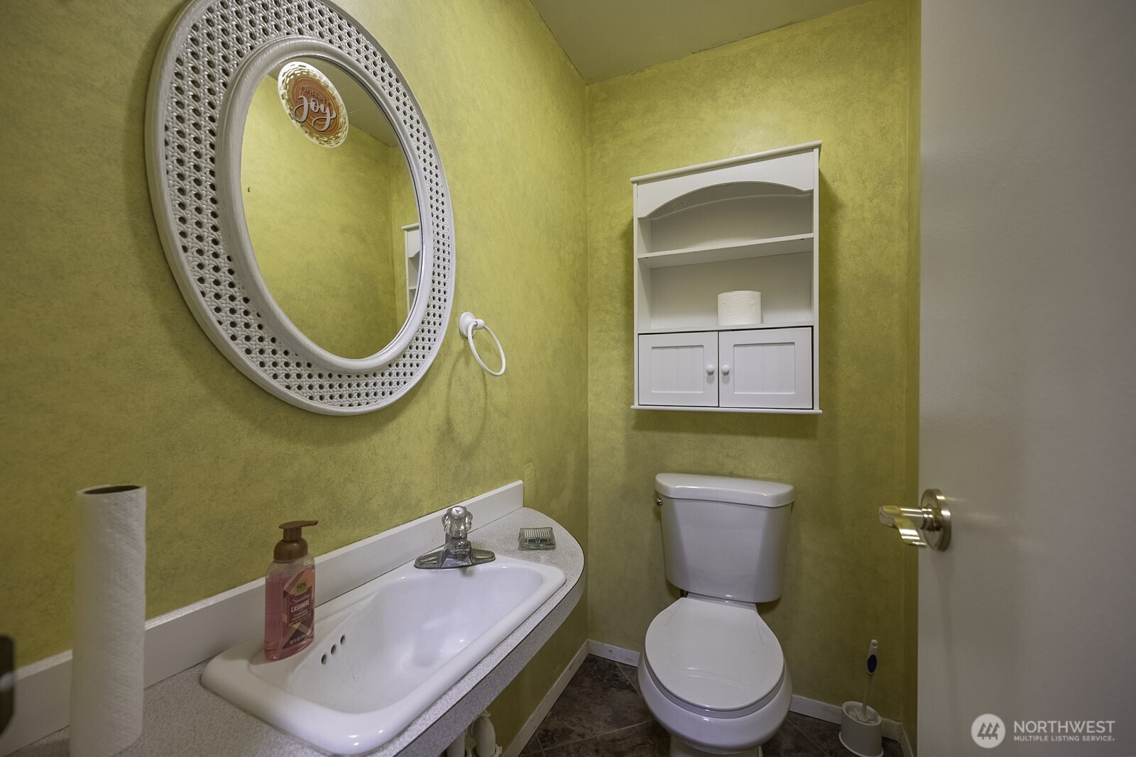 61 NE Pelican Place Moses Lake WA 98837