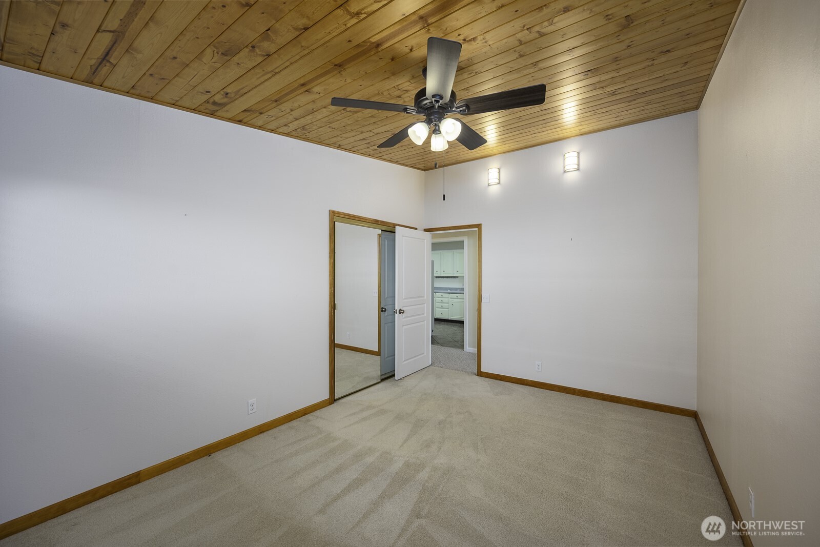 61 NE Pelican Place Moses Lake WA 98837