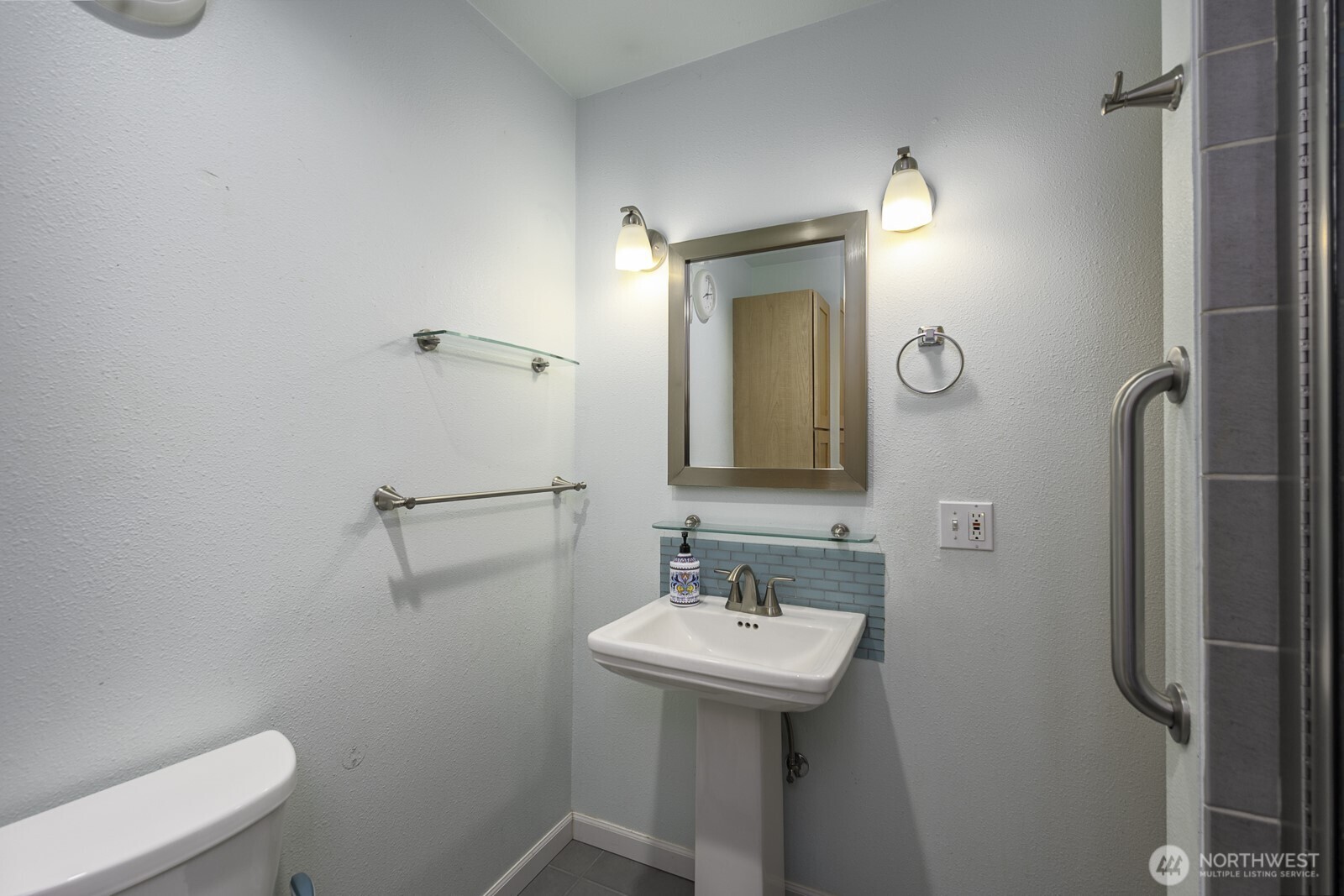 61 NE Pelican Place Moses Lake WA 98837