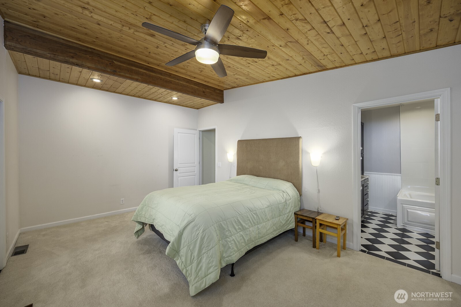 61 NE Pelican Place Moses Lake WA 98837