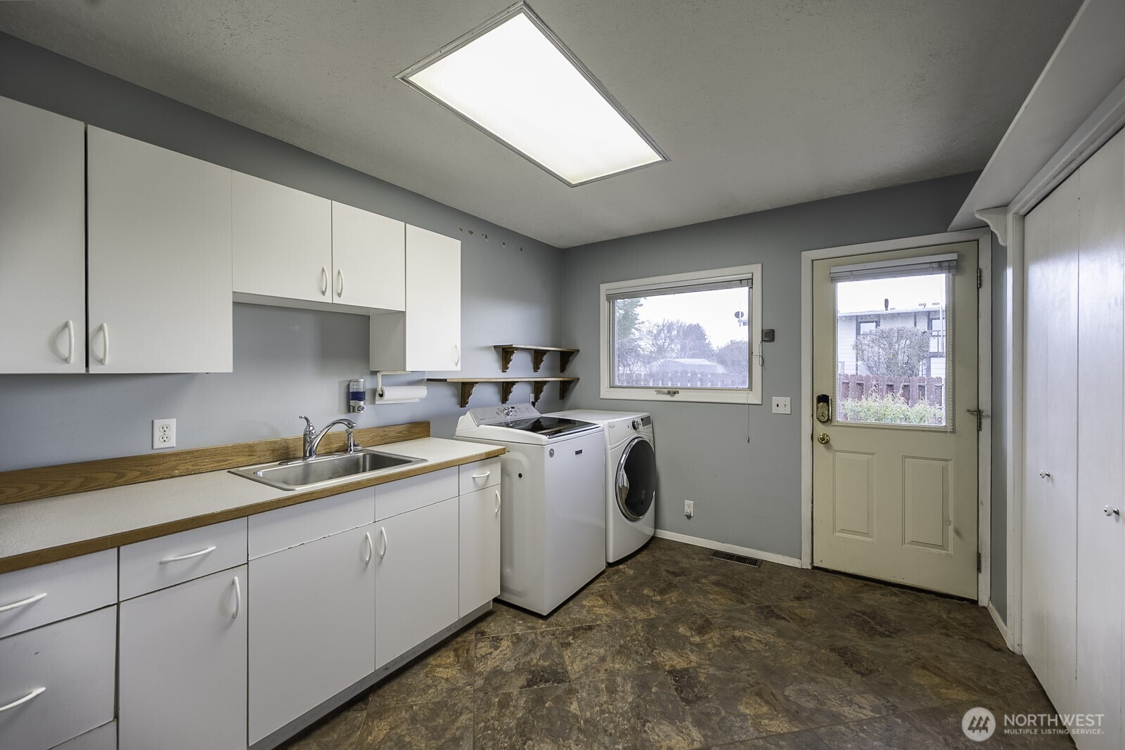61 NE Pelican Place Moses Lake WA 98837