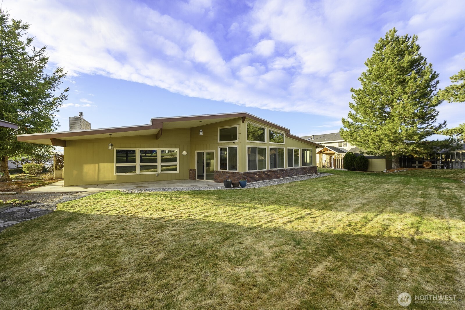 61 NE Pelican Place Moses Lake WA 98837
