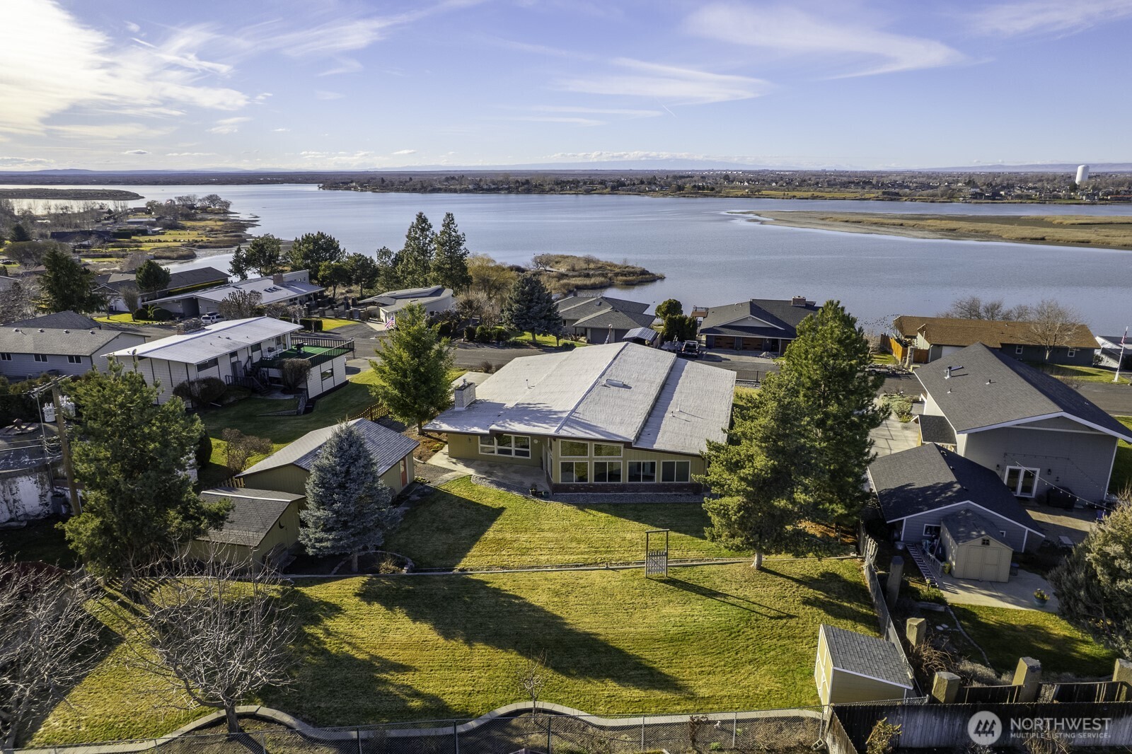 61 NE Pelican Place Moses Lake WA 98837