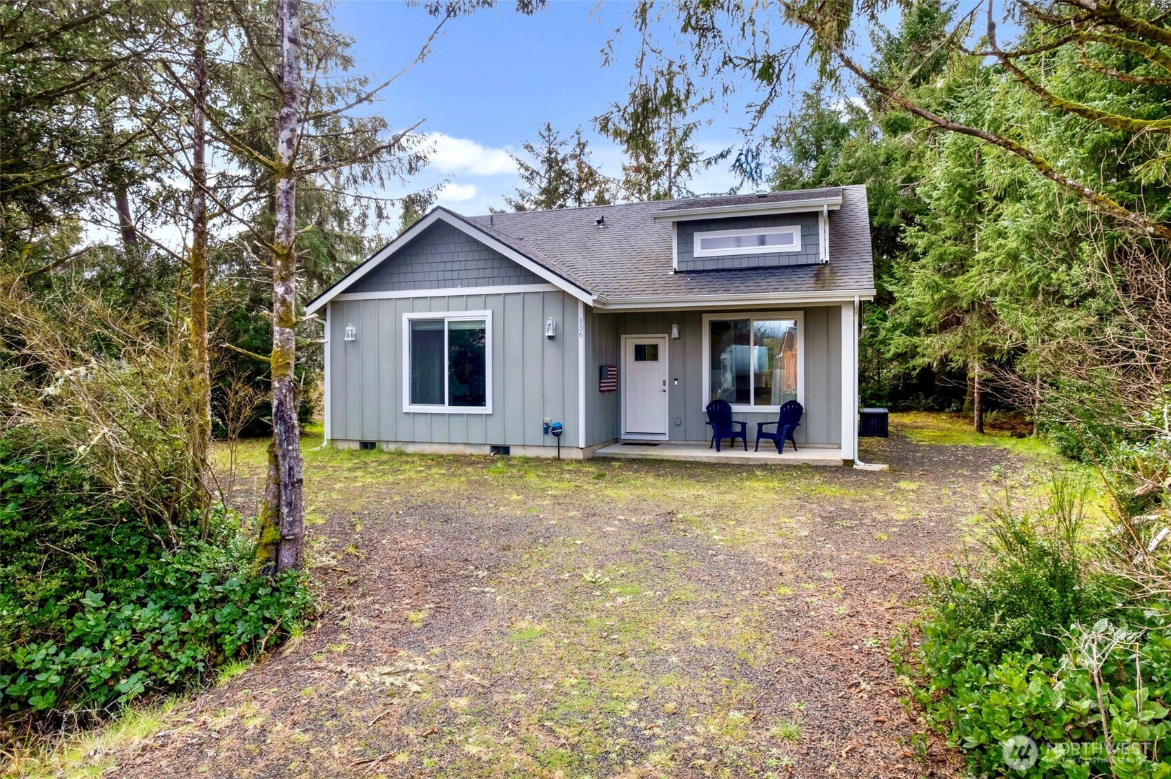136 Spruce Loop SW Ocean Shores WA 98569