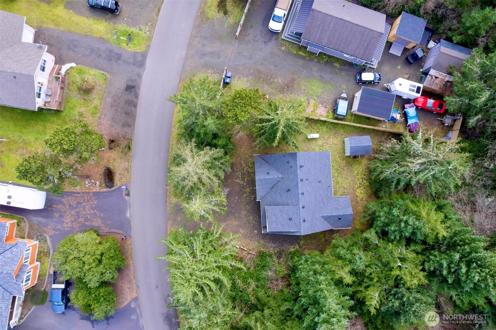 136 Spruce Loop SW Ocean Shores WA 98569