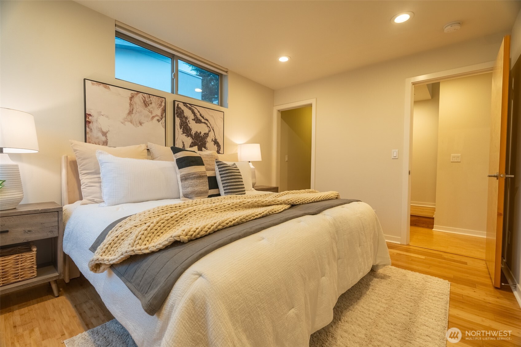 4413 Meridian Avenue N Seattle WA 98103