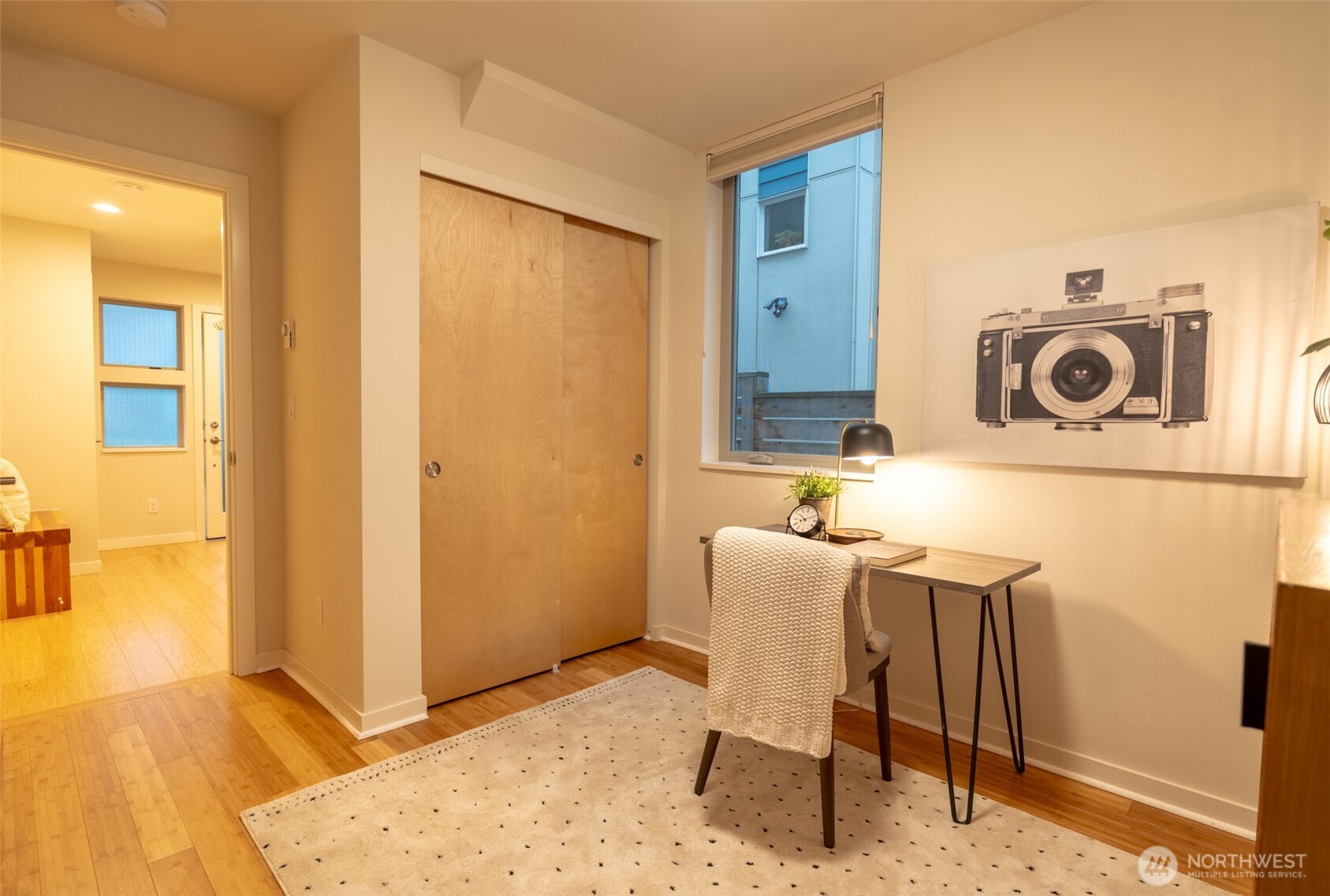 4413 Meridian Avenue N Seattle WA 98103