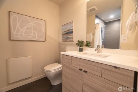 4413 Meridian Avenue N Seattle WA 98103