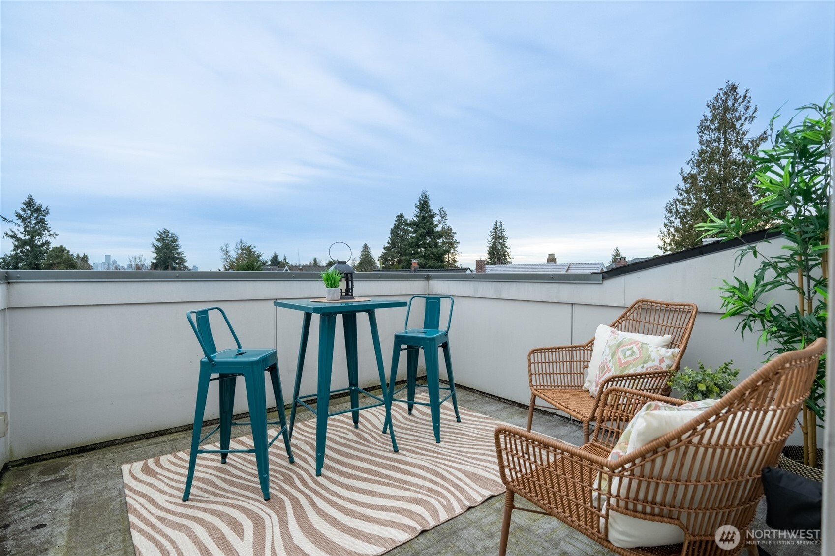 4413 Meridian Avenue N Seattle WA 98103