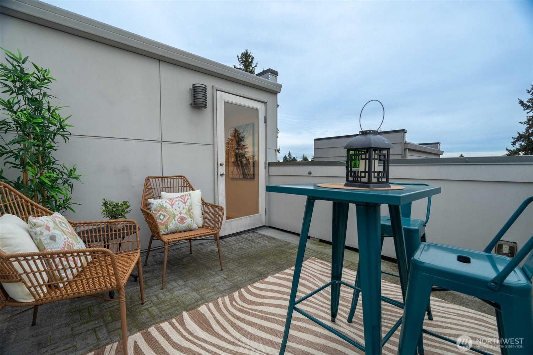 4413 Meridian Avenue N Seattle WA 98103