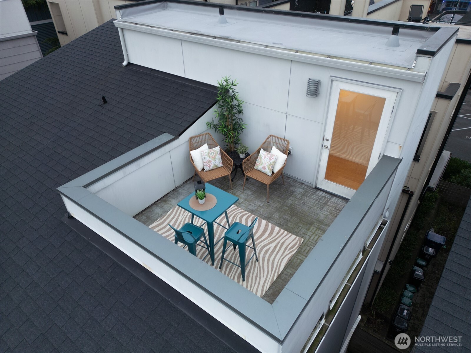 4413 Meridian Avenue N Seattle WA 98103