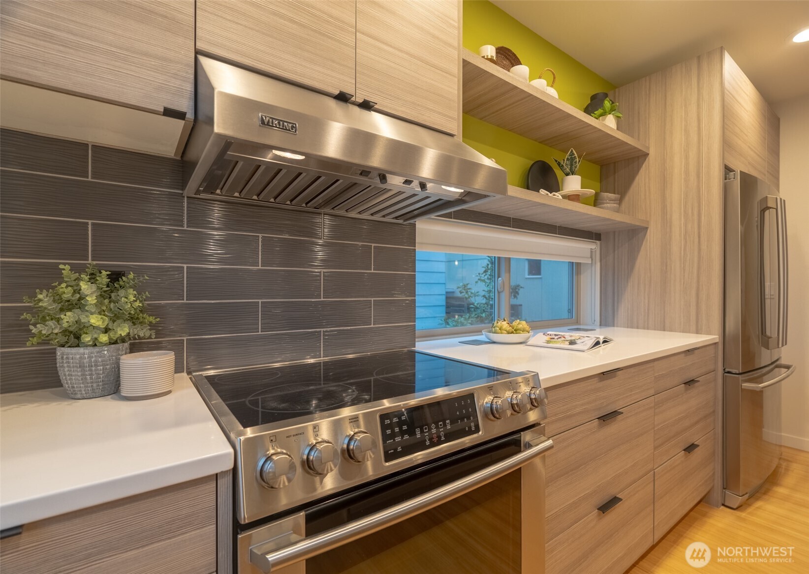 4413 Meridian Avenue N Seattle WA 98103