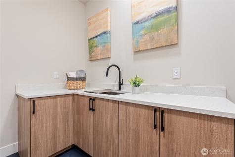 2423 129th Avenue SE Bellevue WA 98005