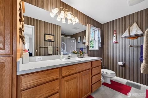 5002 131st Avenue Ct E Edgewood WA 98372