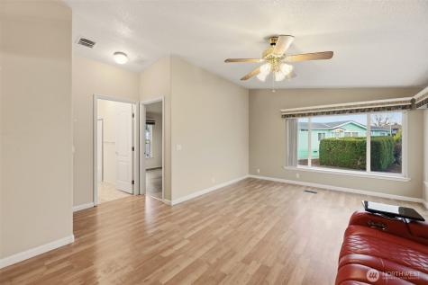 14727 43rd Avenue NE Marysville WA 98271