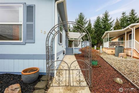 14727 43rd Avenue NE Marysville WA 98271