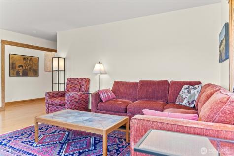 427 Rendezvous Road Winthrop WA 98862
