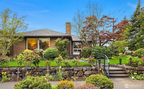 6857 44th Avenue NE Seattle WA 98115