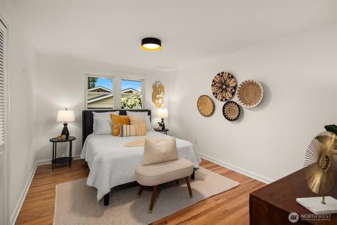 6857 44th Avenue NE Seattle WA 98115