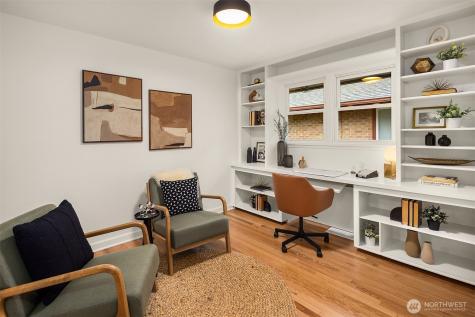 6857 44th Avenue NE Seattle WA 98115