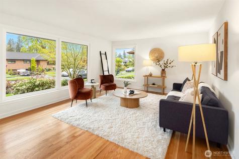6857 44th Avenue NE Seattle WA 98115