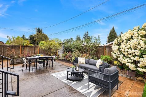 6857 44th Avenue NE Seattle WA 98115