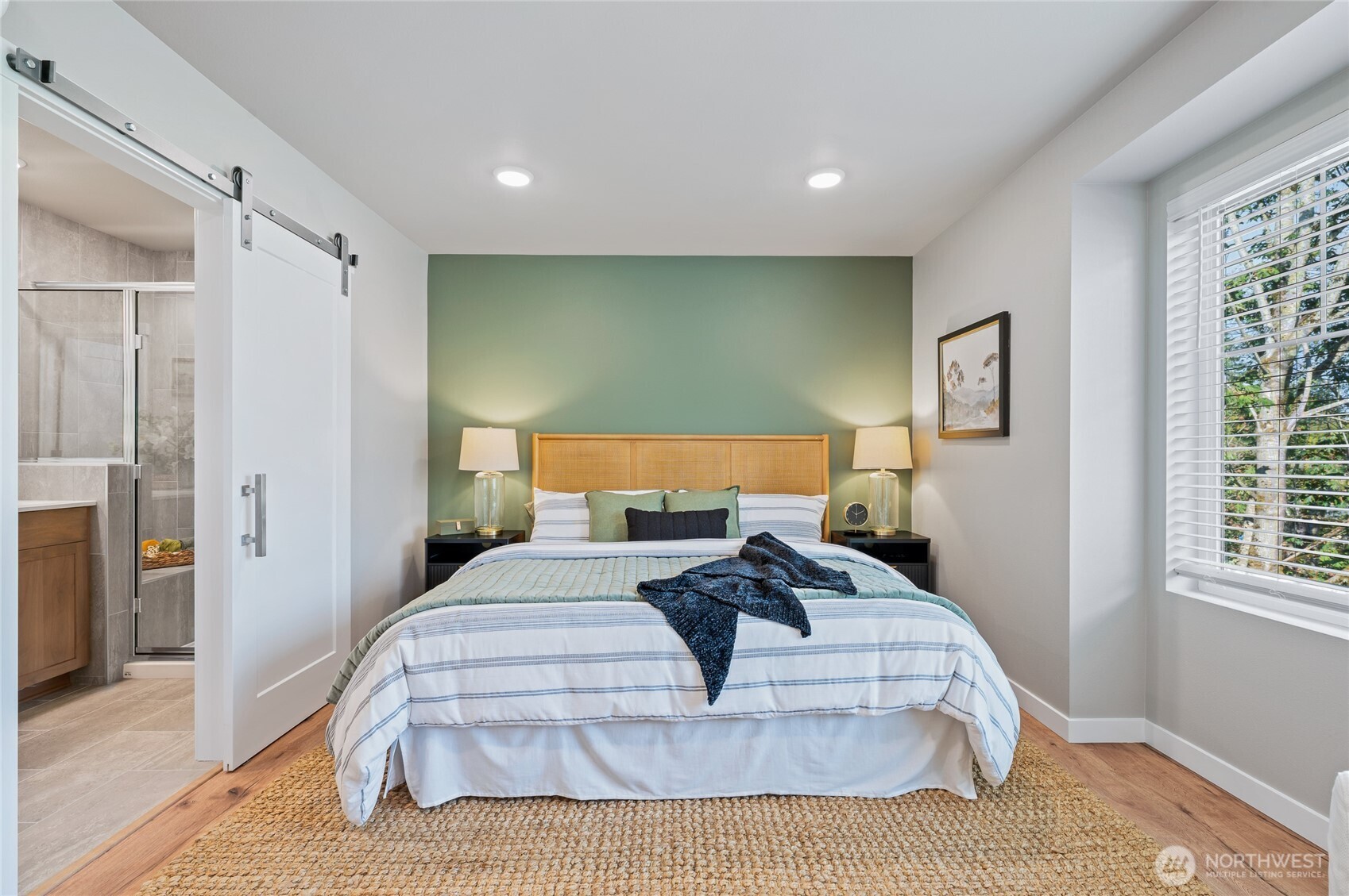 14424 Madison Way Lynnwood WA 98087
