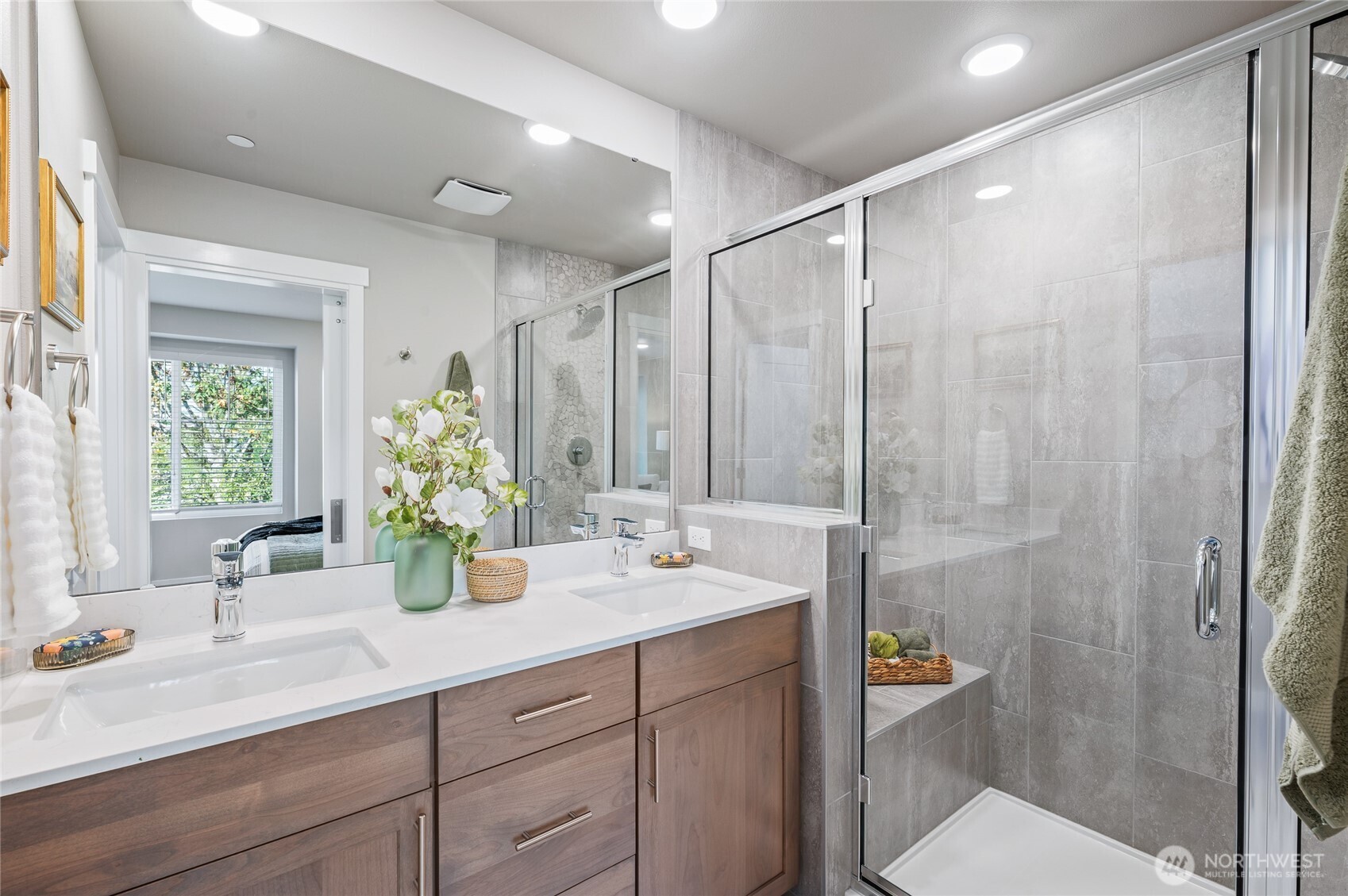 14424 Madison Way Lynnwood WA 98087