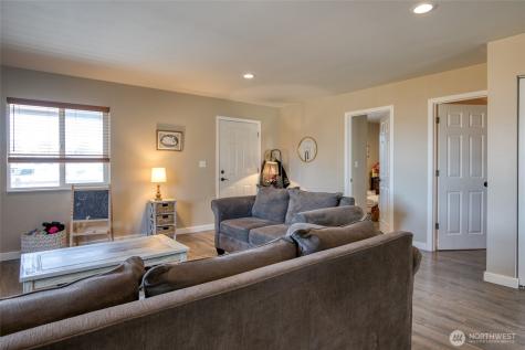 839 N 1st Street Westport WA 98595