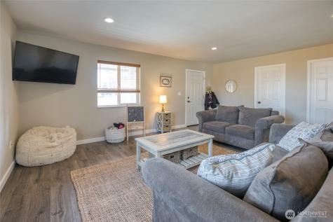 839 N 1st Street Westport WA 98595
