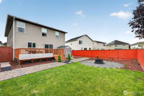 9511 186th St Ct E Puyallup WA 98375
