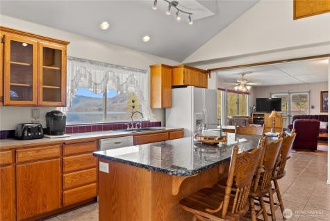 1622 Loomis Oroville Road Oroville WA 98827