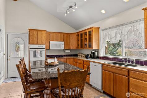 1622 Loomis Oroville Road Oroville WA 98827