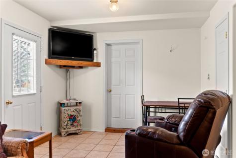 1622 Loomis Oroville Road Oroville WA 98827
