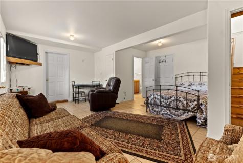1622 Loomis Oroville Road Oroville WA 98827