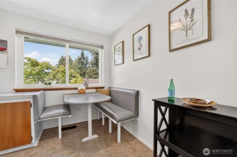 18904 66th Place W Lynnwood WA 98036