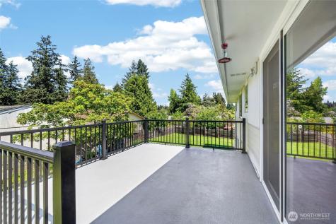 18904 66th Place W Lynnwood WA 98036