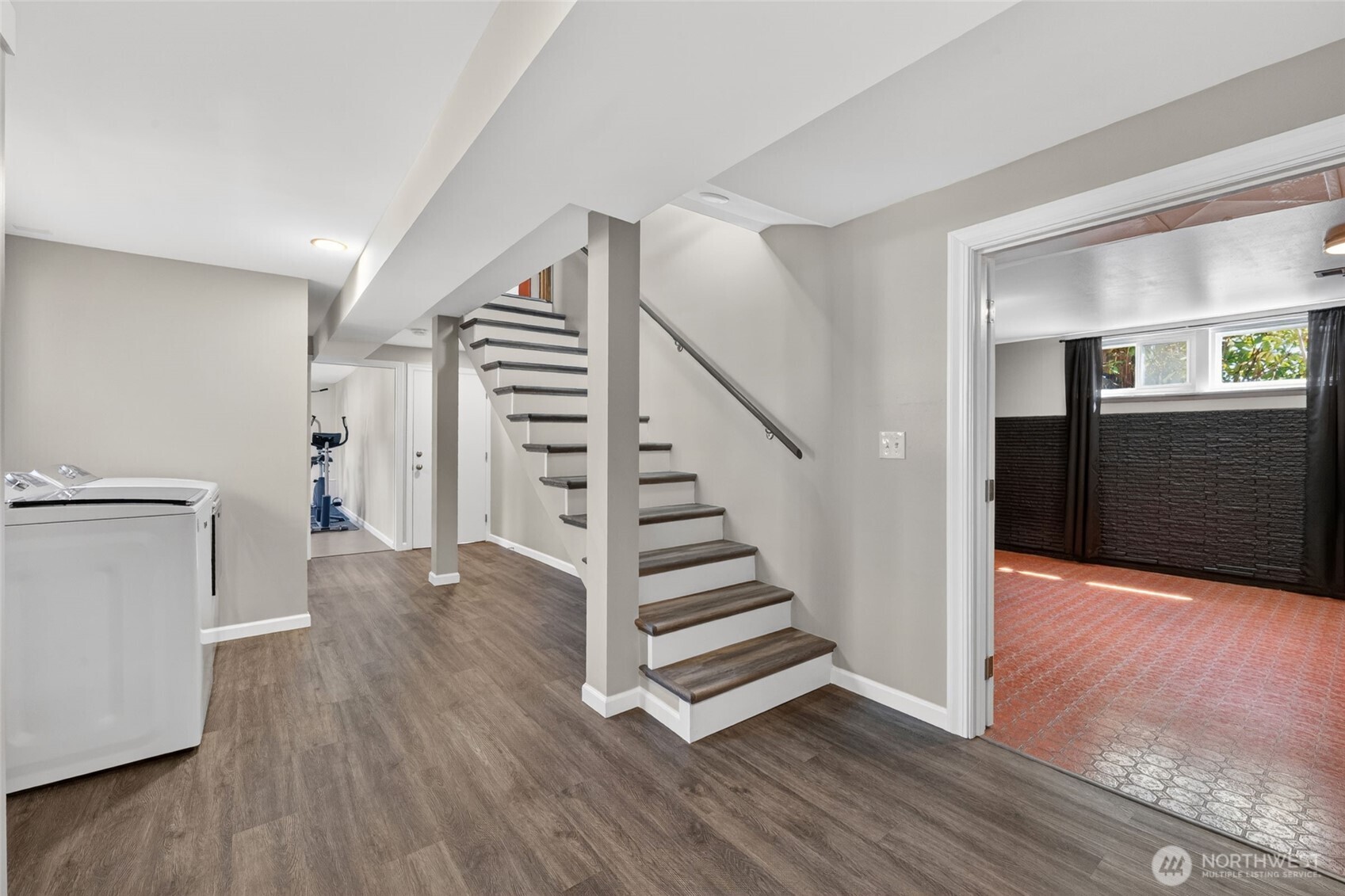 18904 66th Place W Lynnwood WA 98036