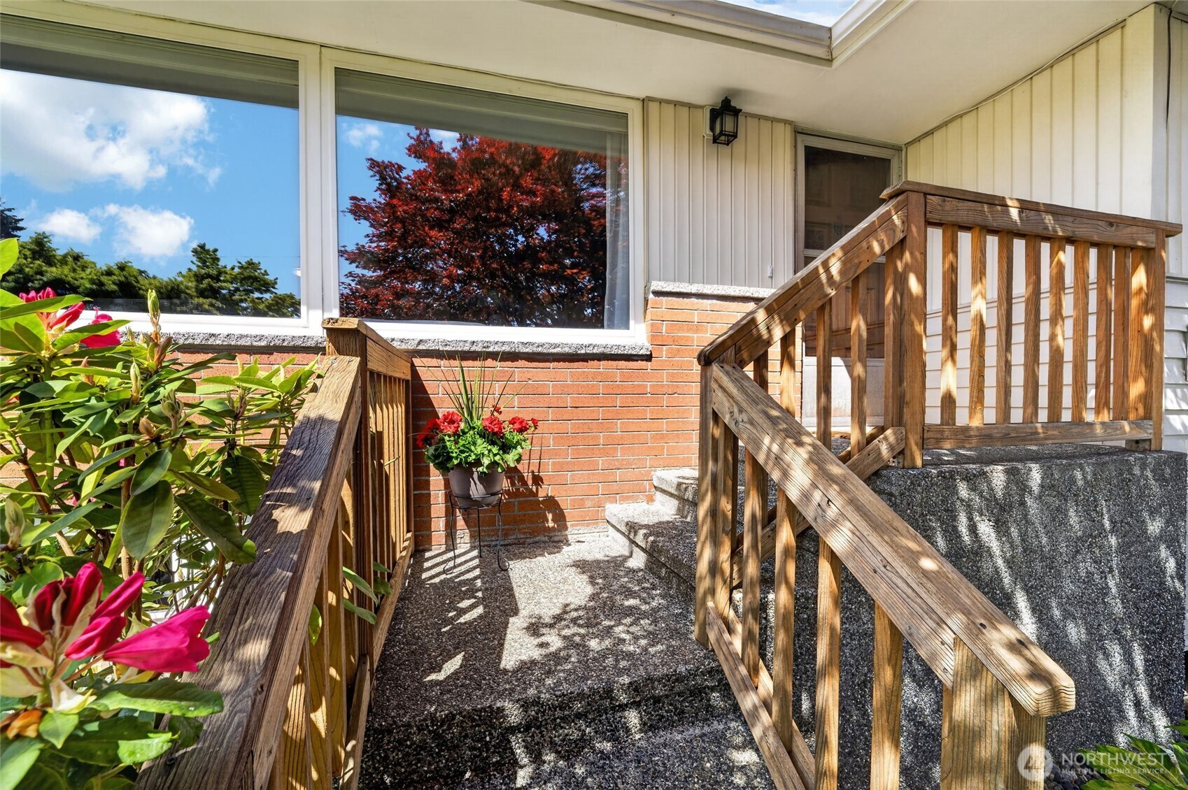 18904 66th Place W Lynnwood WA 98036