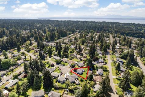18904 66th Place W Lynnwood WA 98036