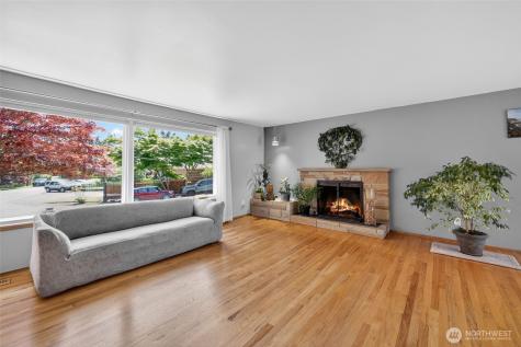 18904 66th Place W Lynnwood WA 98036