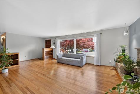 18904 66th Place W Lynnwood WA 98036